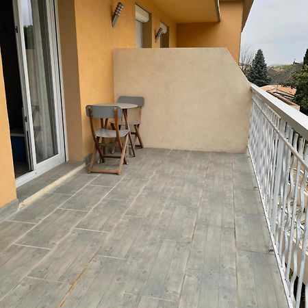 Logis Hotel Le Clement V Roquemaure  Εξωτερικό φωτογραφία