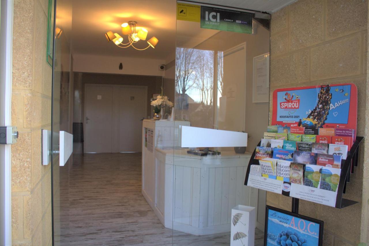 Logis Hotel Le Clement V Roquemaure  Εξωτερικό φωτογραφία
