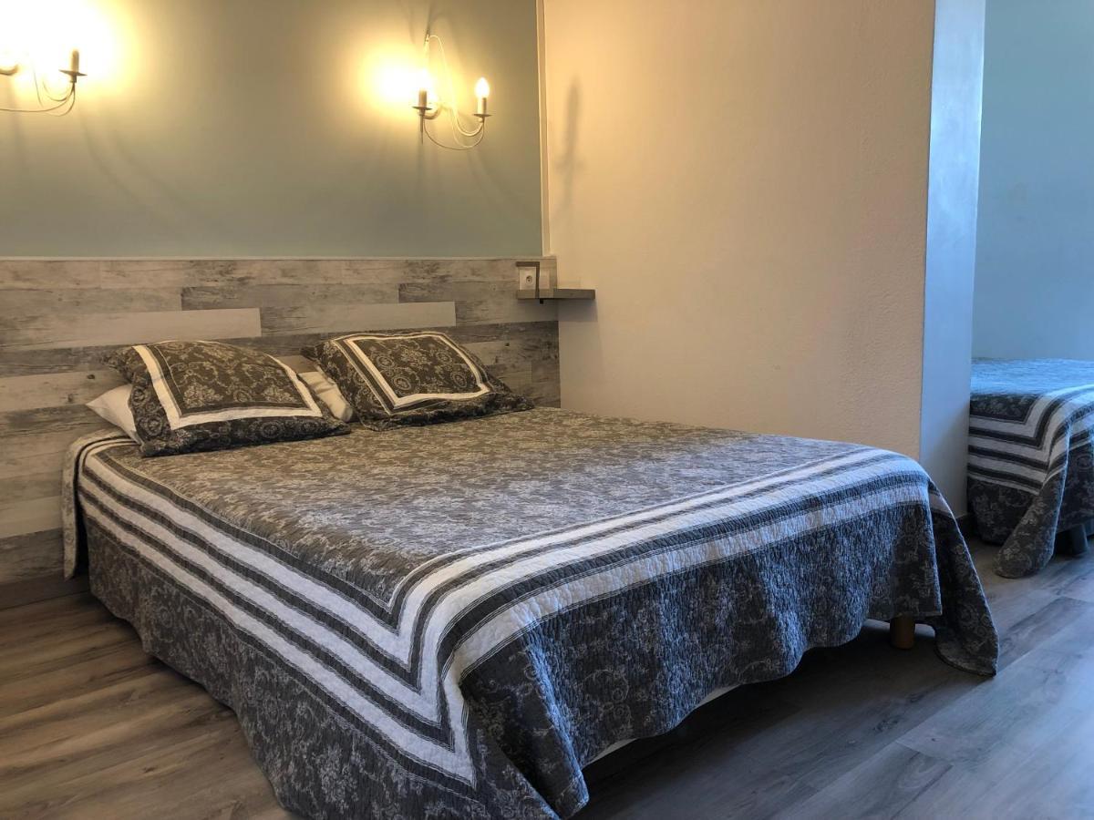Logis Hotel Le Clement V Roquemaure  Εξωτερικό φωτογραφία