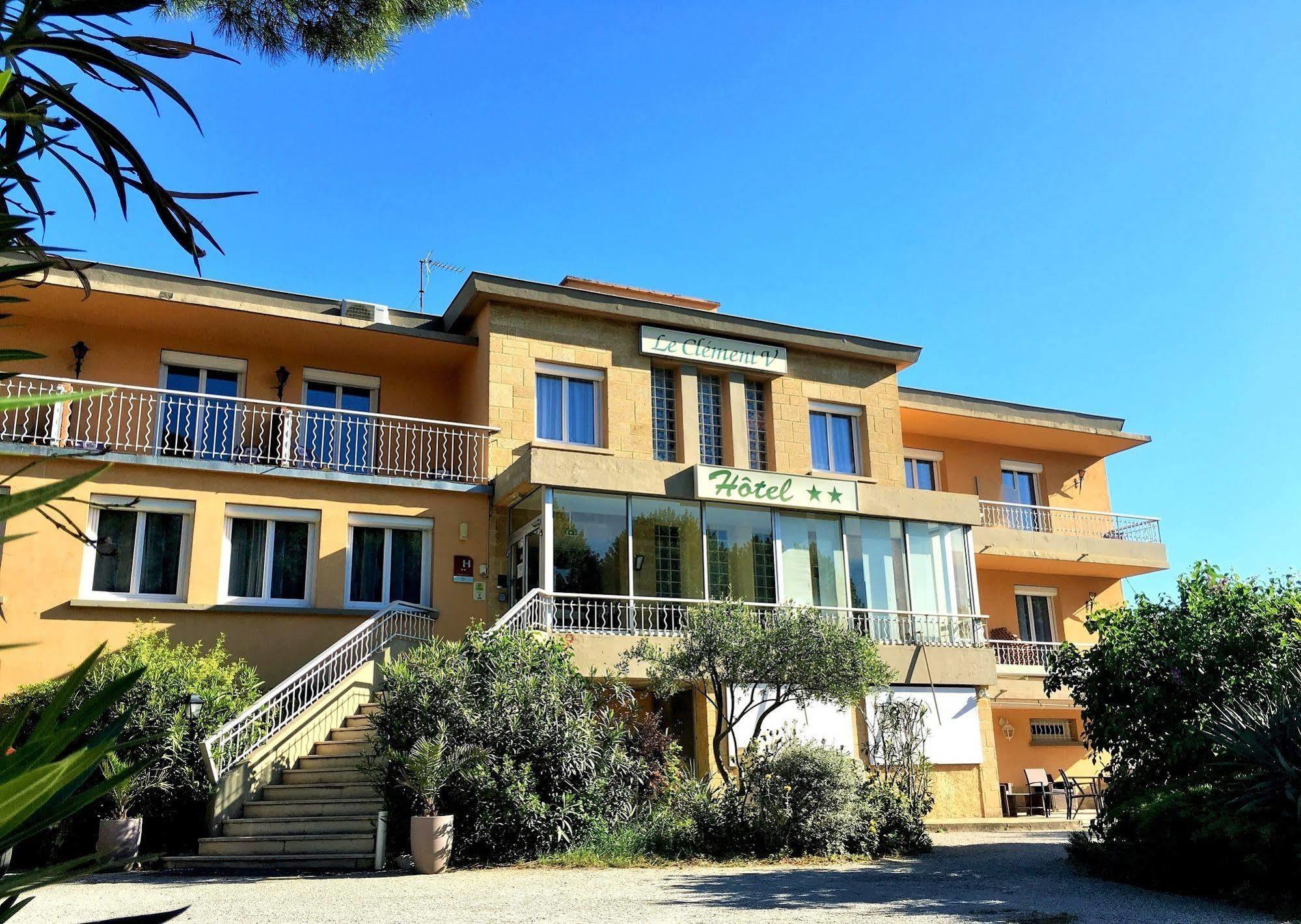 Logis Hotel Le Clement V Roquemaure  Εξωτερικό φωτογραφία
